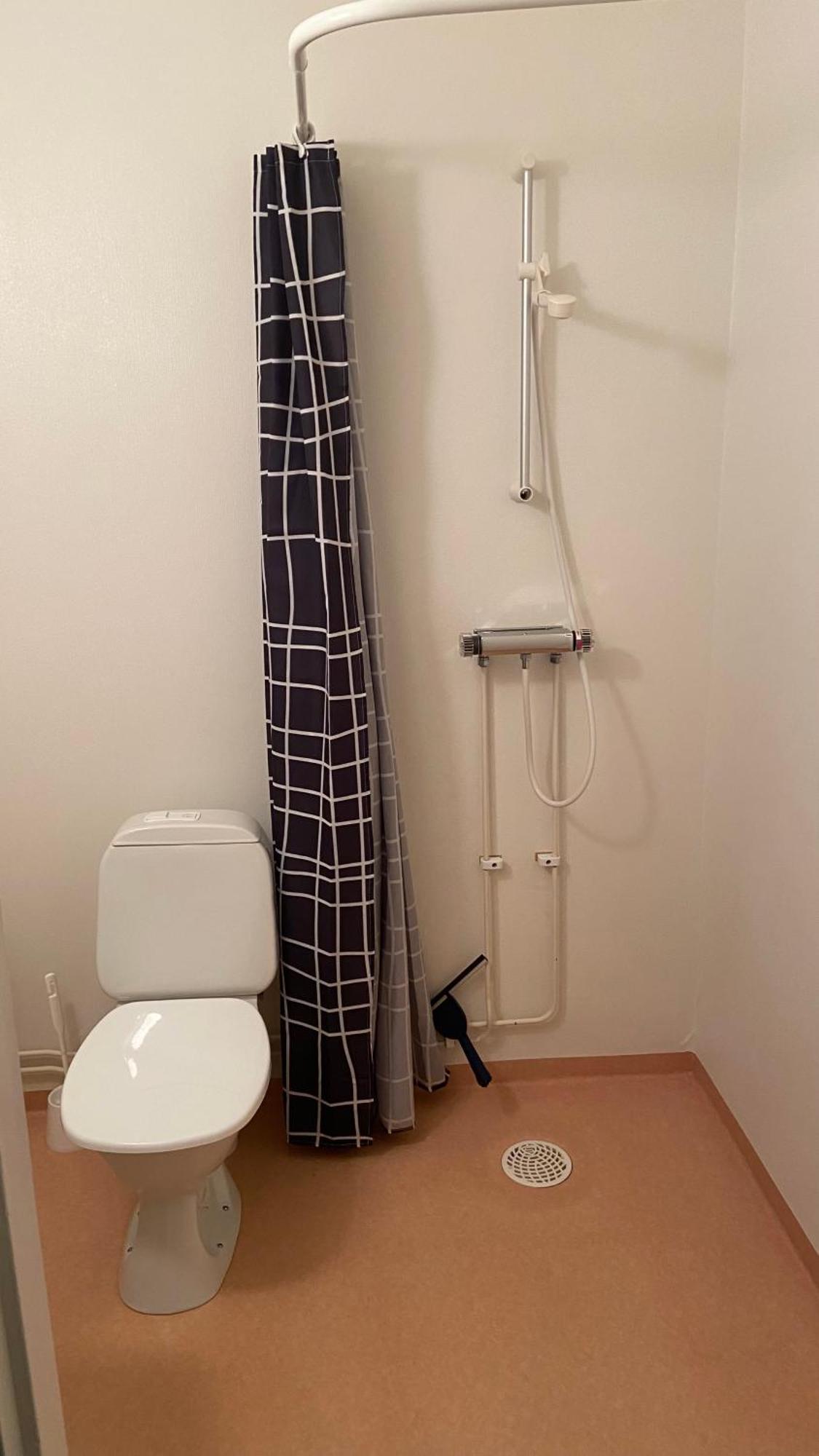 Naeskottshallen Nalden Cameră foto